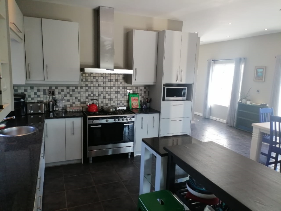 5 Bedroom Property for Sale in Tre Donne Estate Western Cape